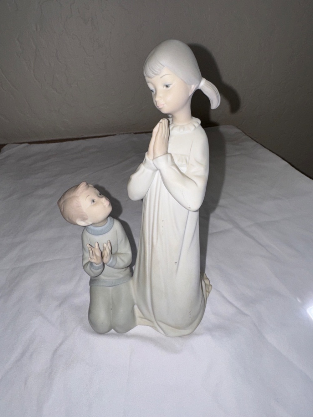 Lladro Figurines Boy & Girl Teaching to Pray  in PJ"s Bisque Matte Finish